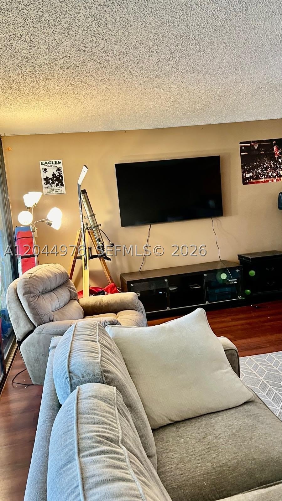 8711 Sw 30Th St – photo 2