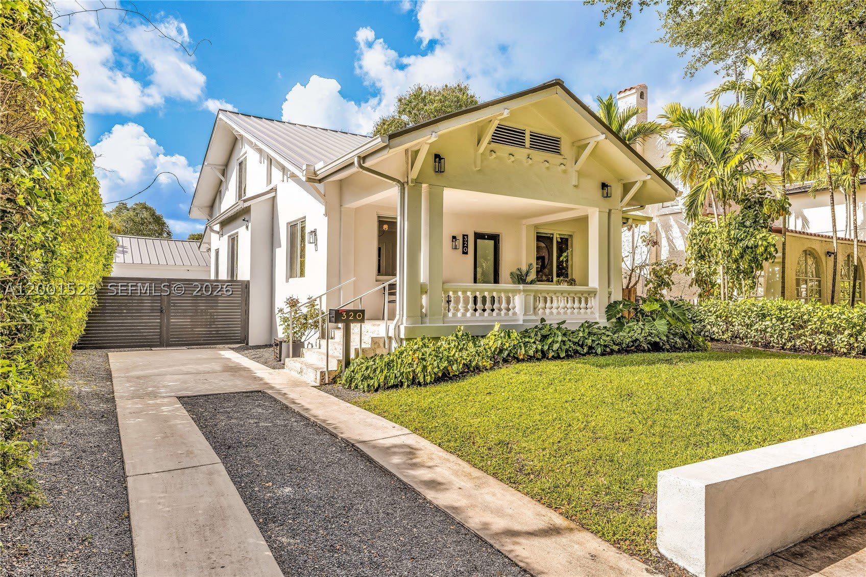 320 NE 88th St – photo 2