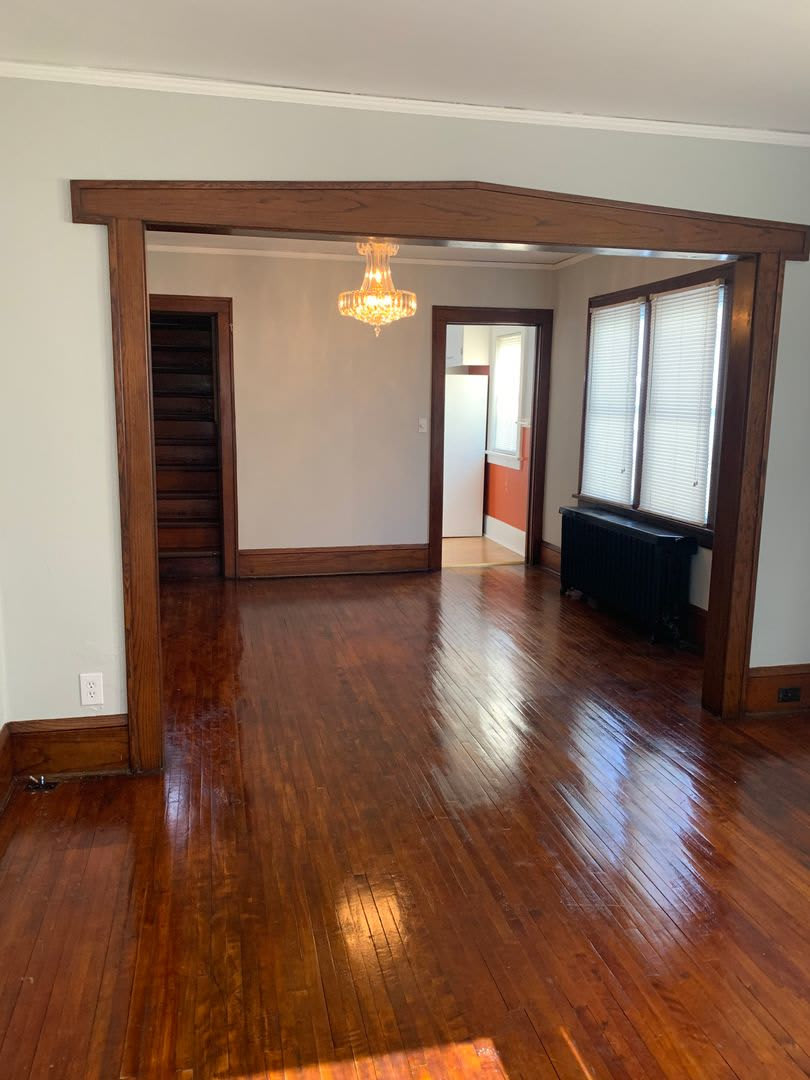 6 Bedroom 4 Bathroom Como House Available September 2026 – photo 3