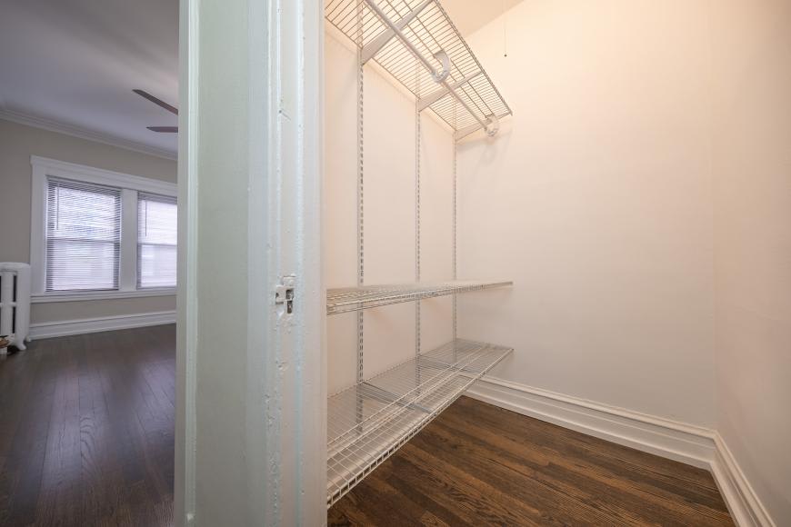 630 West Surf St – photo 2