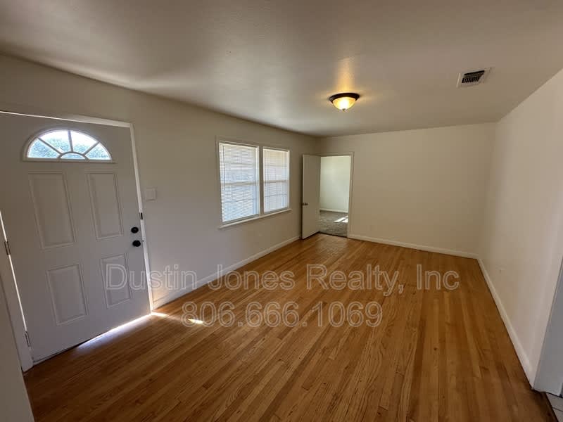 1516 37th St – photo 4