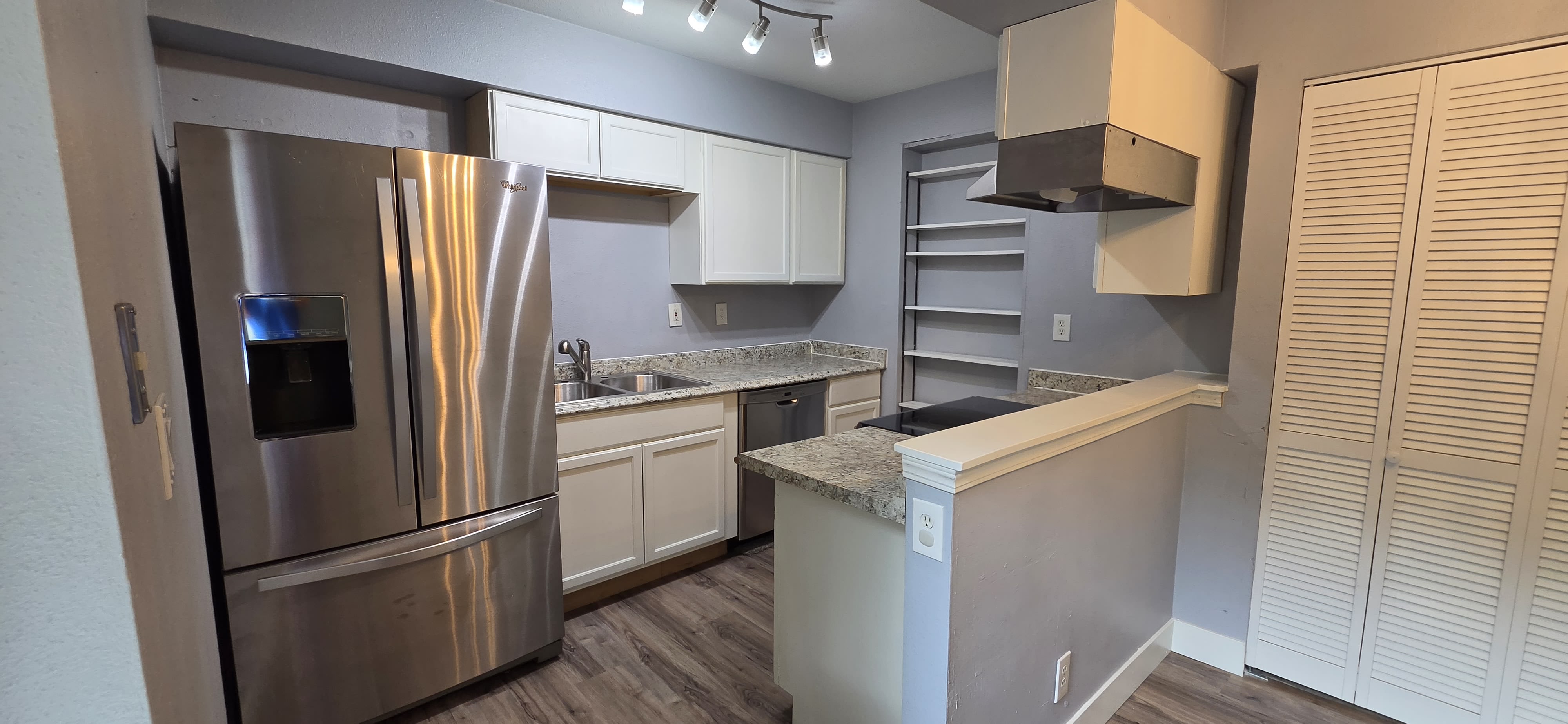 9105 East Lehigh Avenue – photo 4