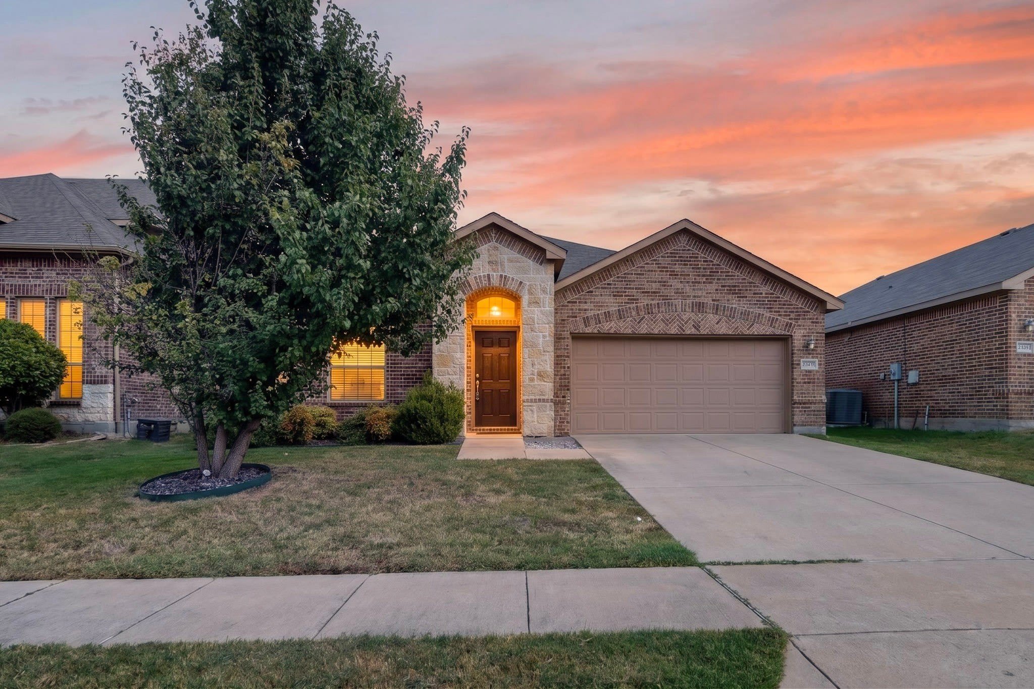 2100 McAllister – photo 1