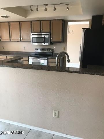 506 W DENNIS Court – photo 2