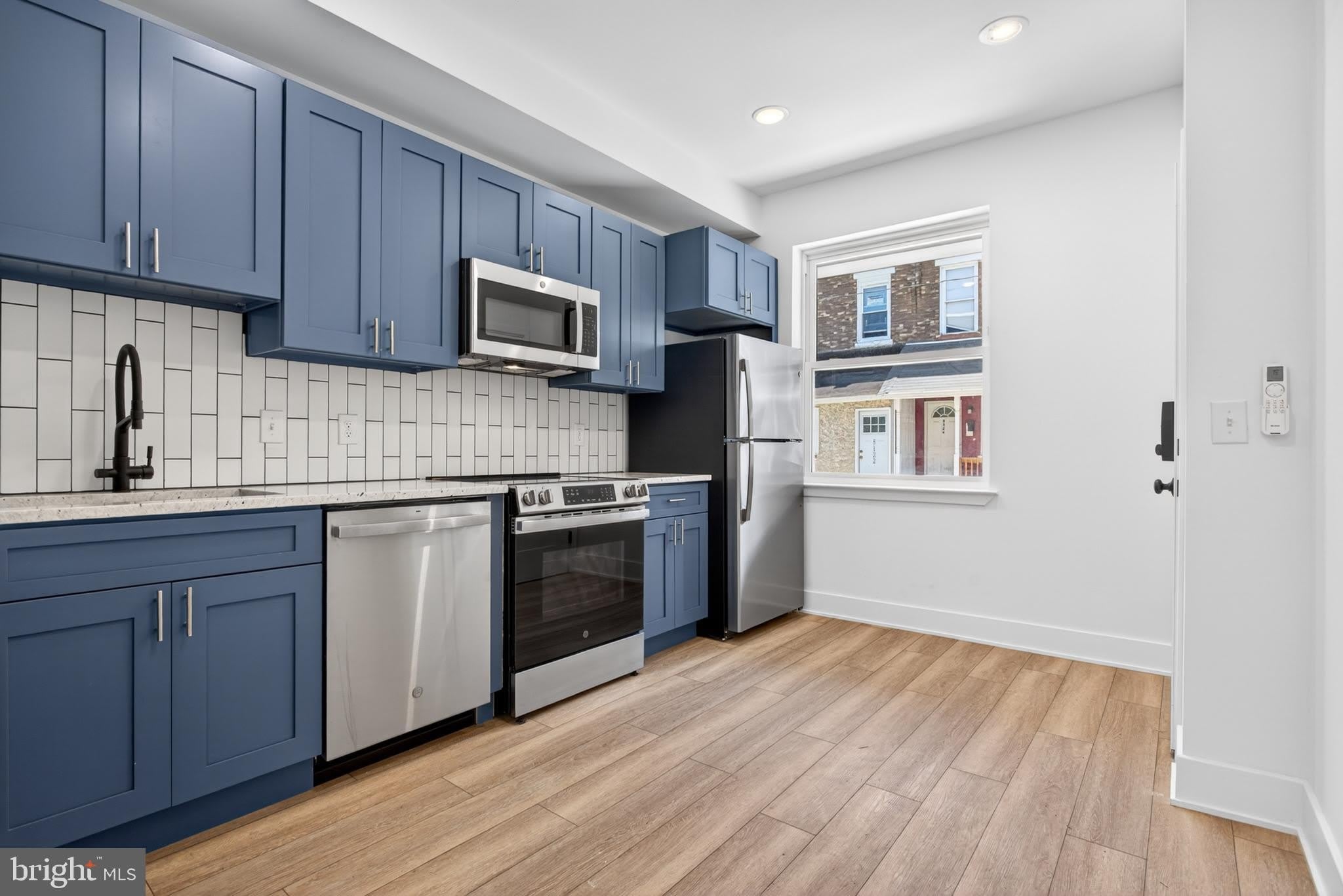5121 MALCOLM Street – photo 2