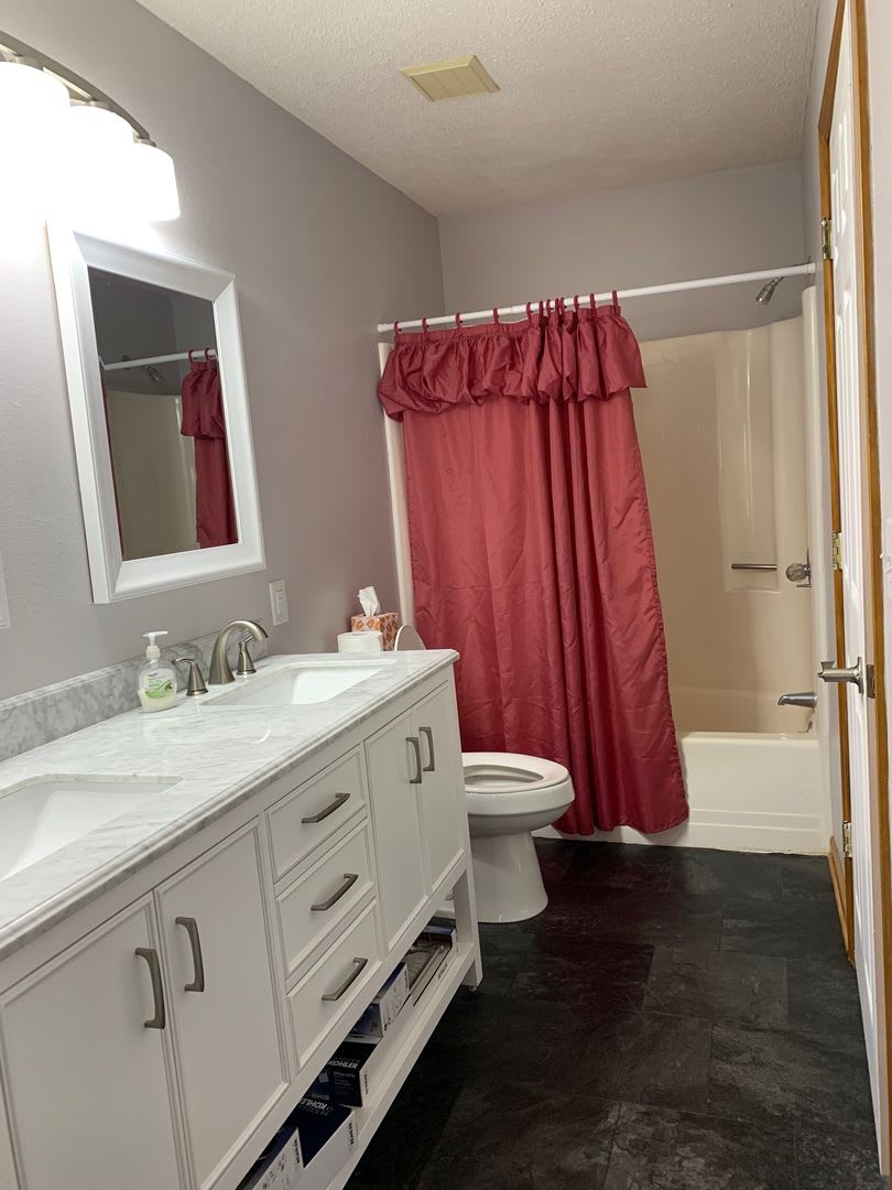 2 Bedroom 1.5 Bath Townhouse – photo 1