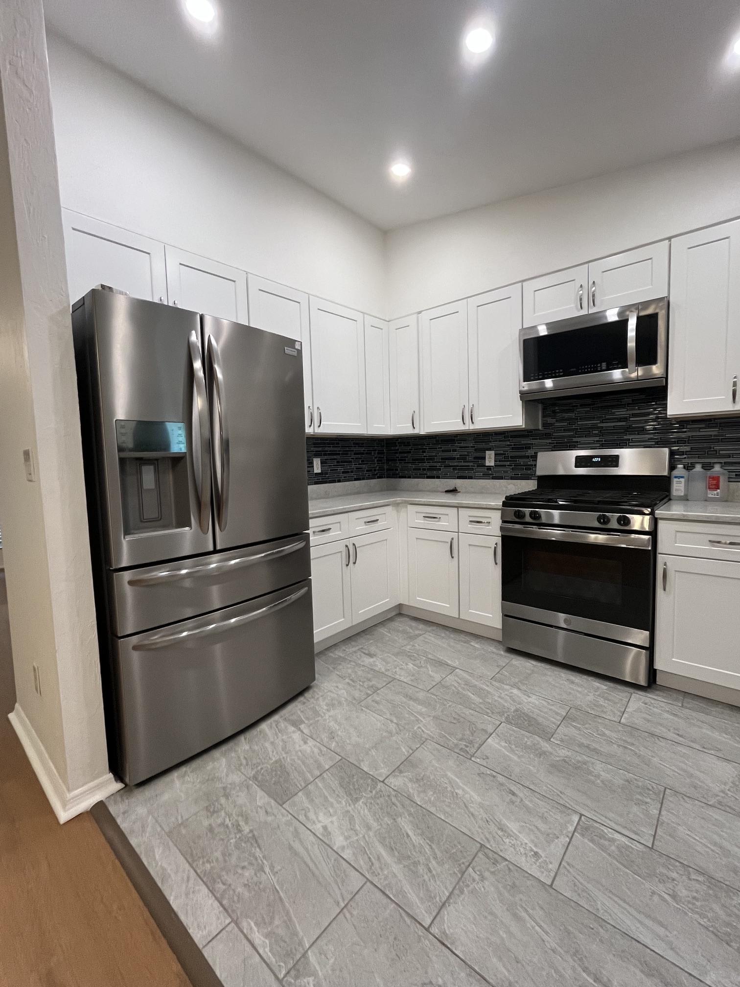 6502 Northwest 27th Street – photo 3