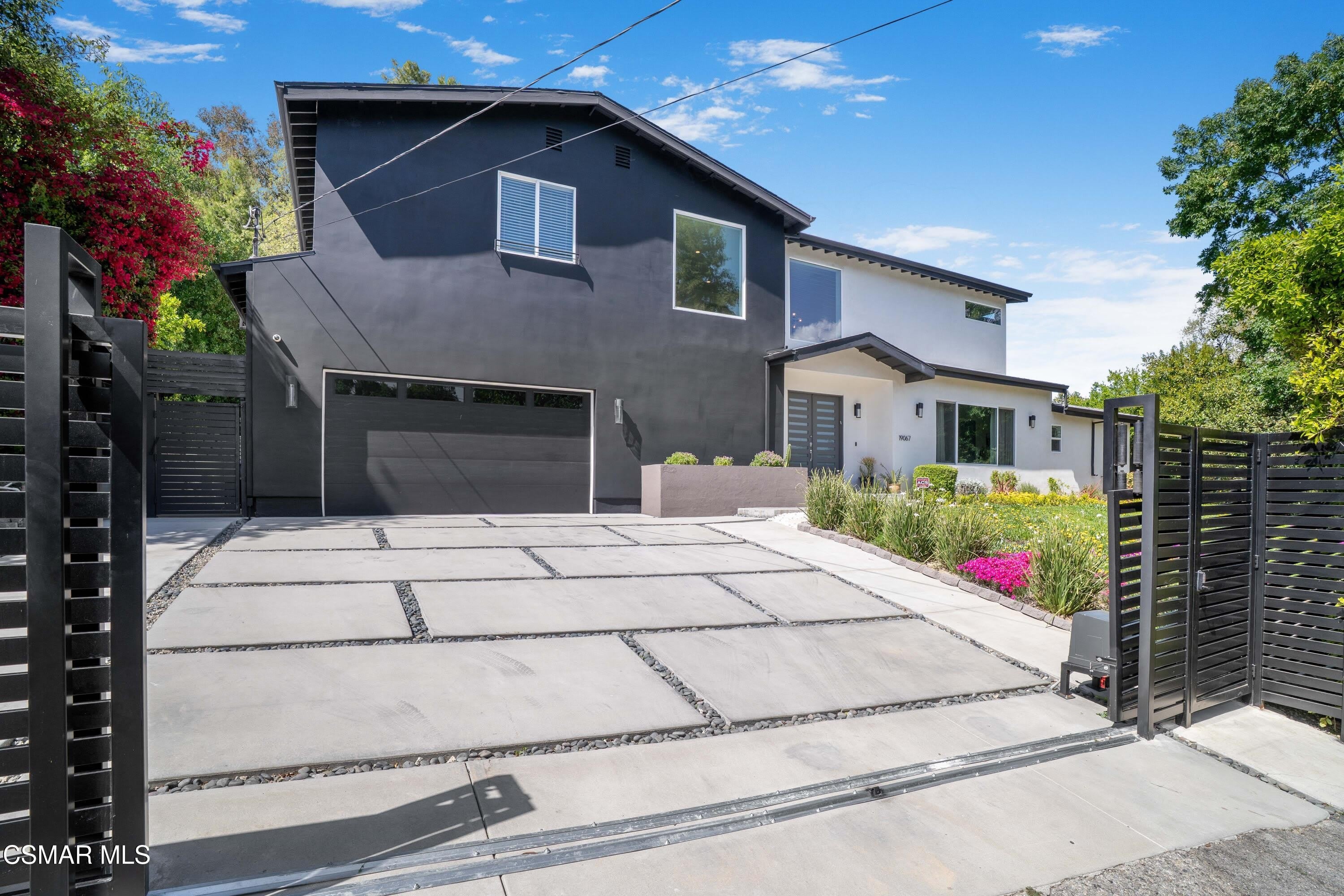 19067 Sprague Street – photo 1