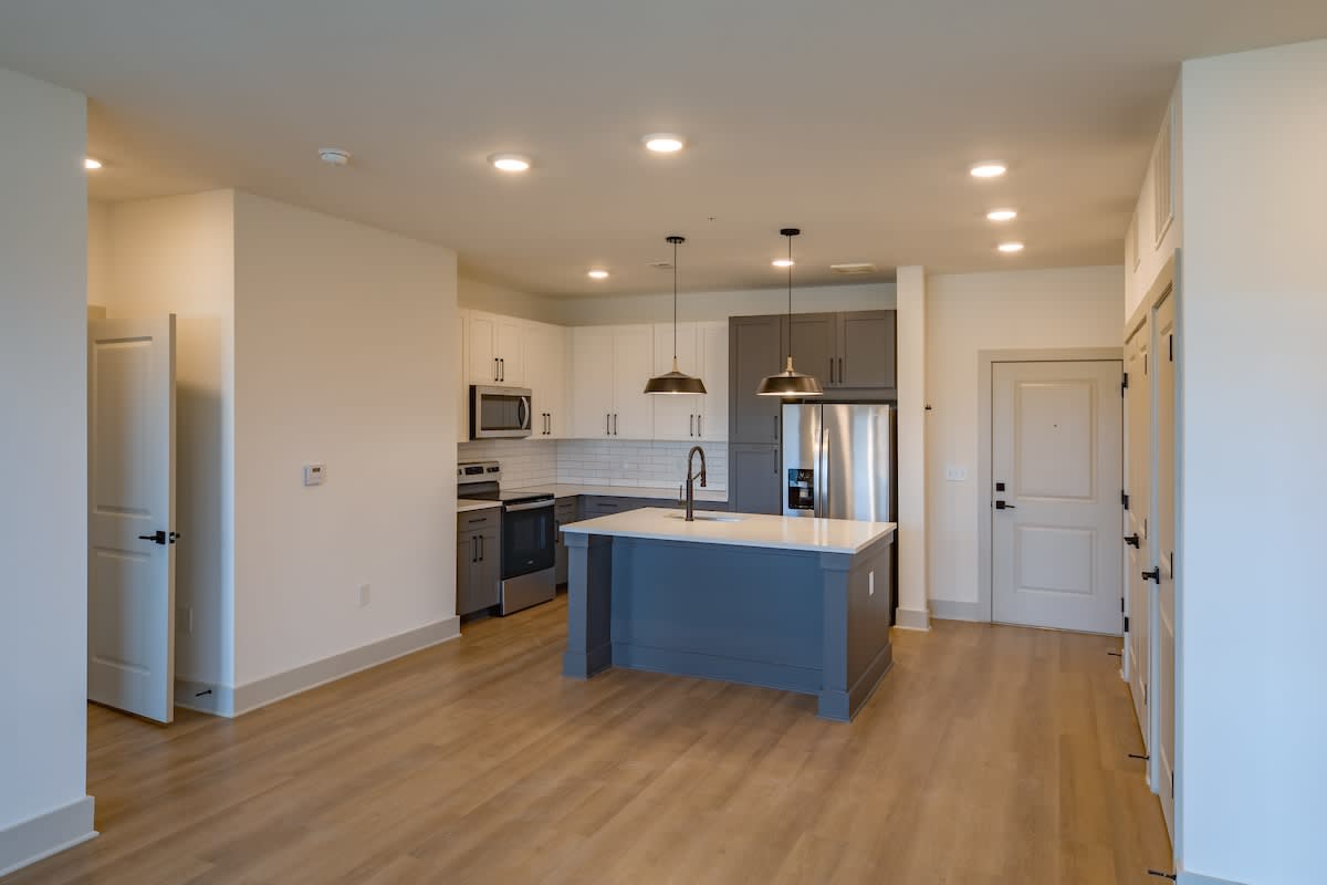 Mainstead at Century Farms Apartments – photo 3