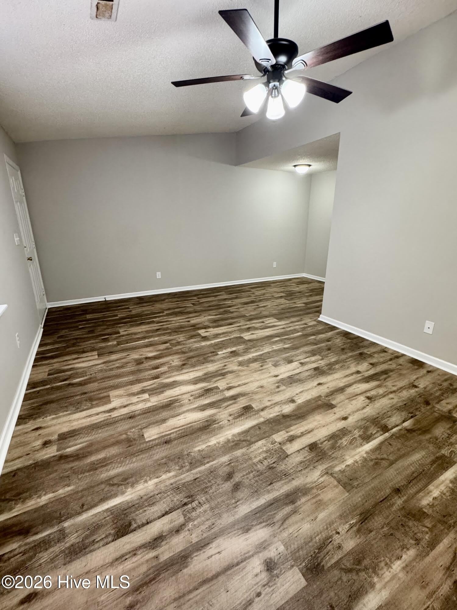 1399 Westpointe Drive – photo 4