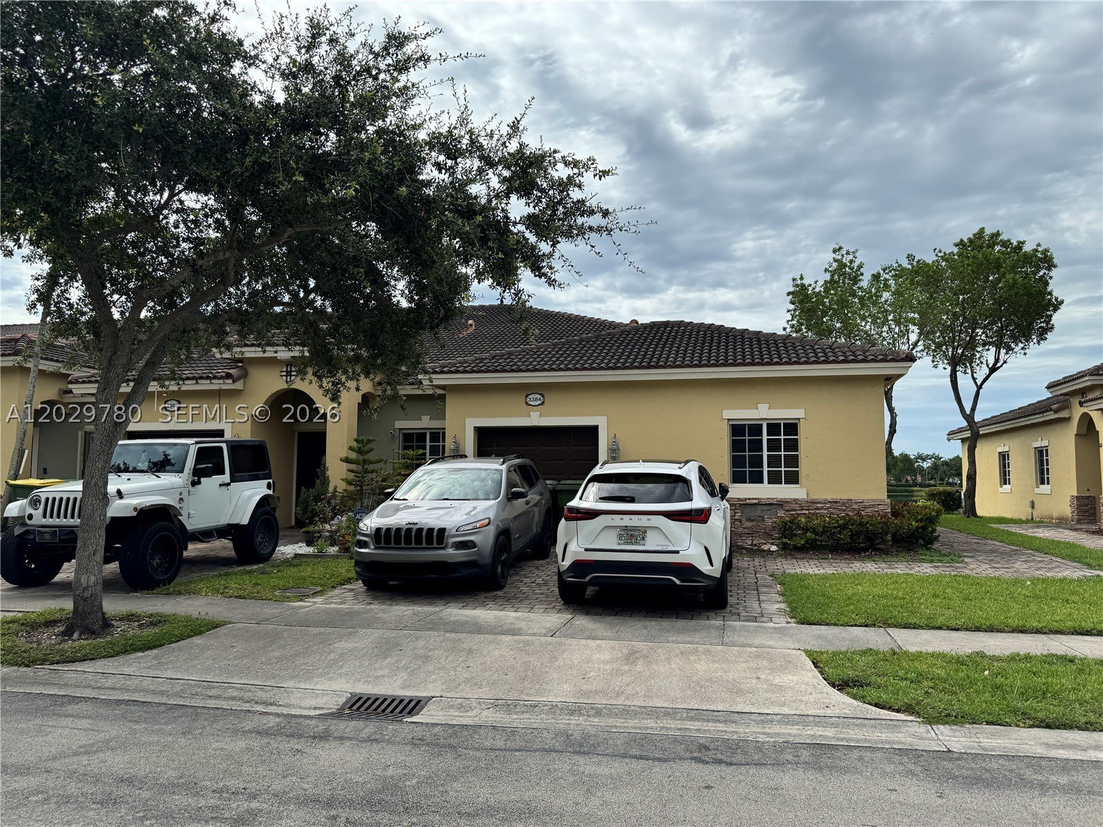 3384 NE 11th Dr – photo 2