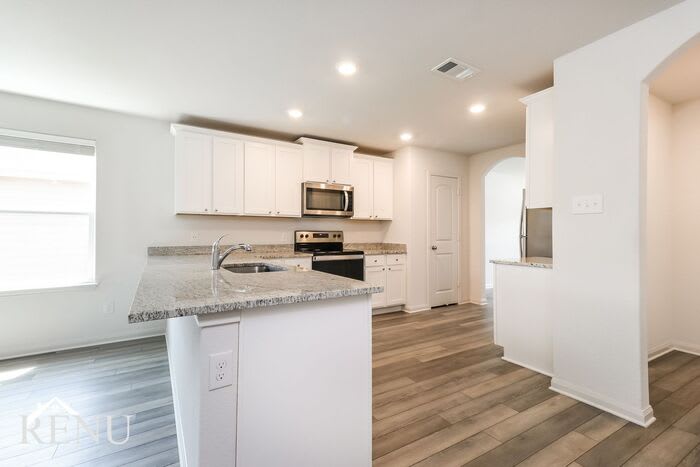 18500 Allen Welch Drive – photo 4