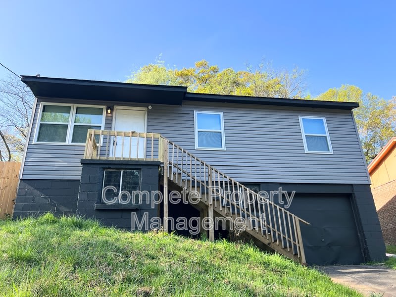2432 Ishkooda Road Southwest – photo 1