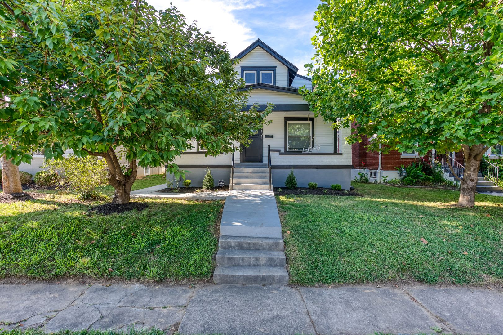 HOUSE FOR RENT – photo 1