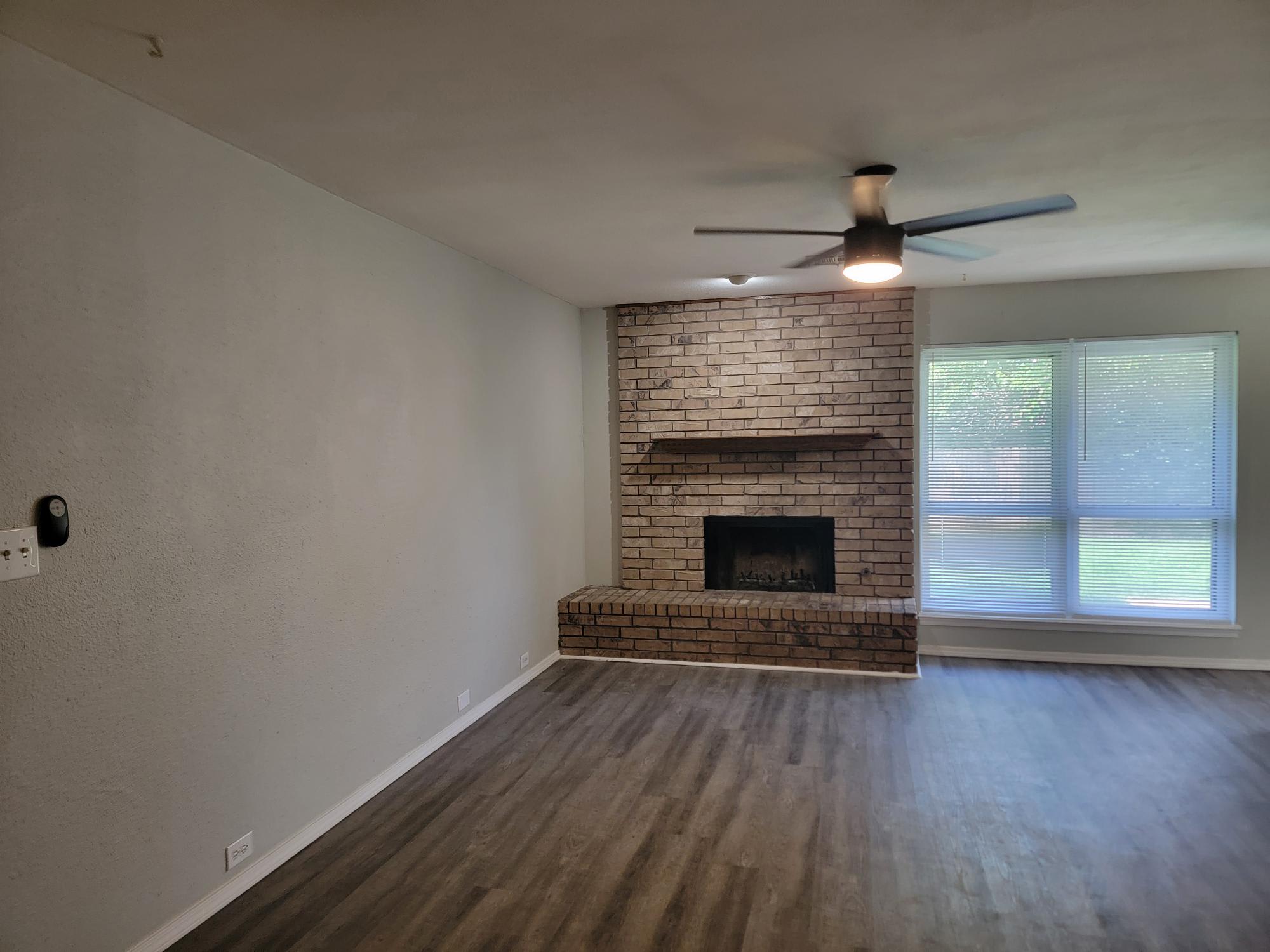 2817 Franklin Drive – photo 3