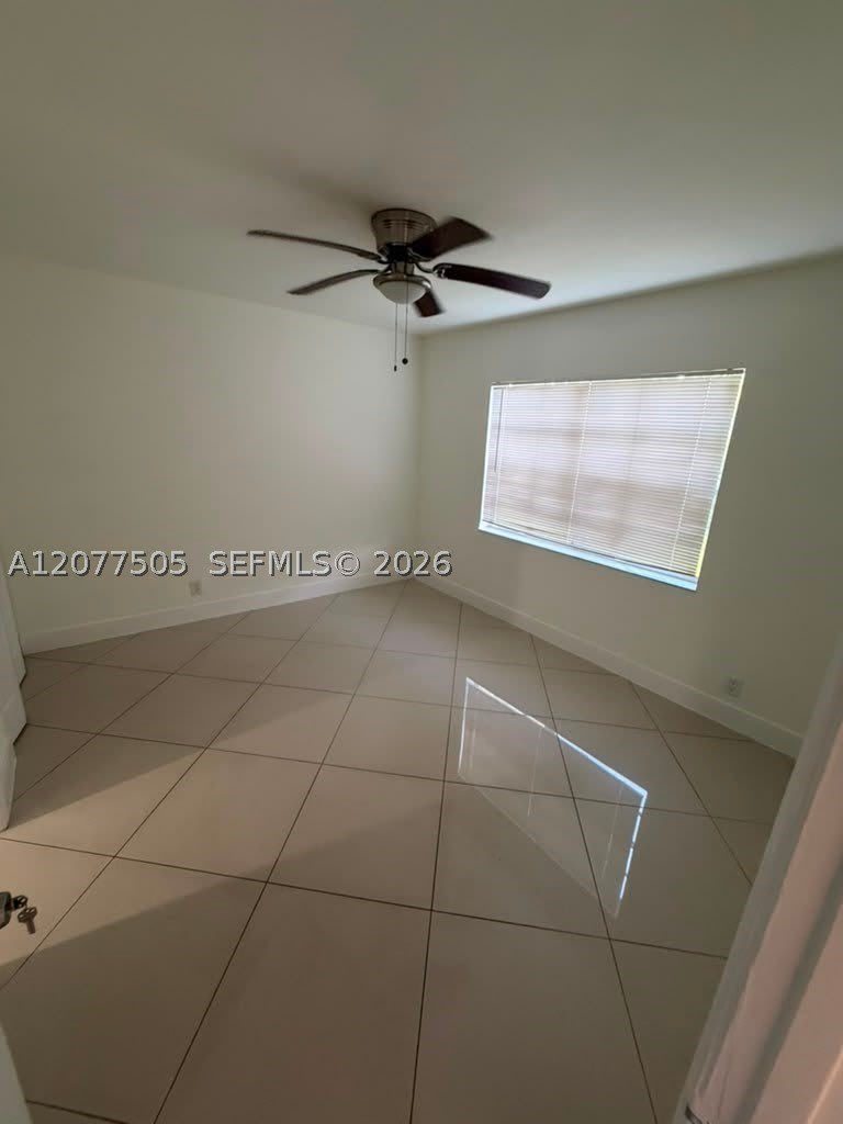 10230 Twin Lakes Dr – photo 3
