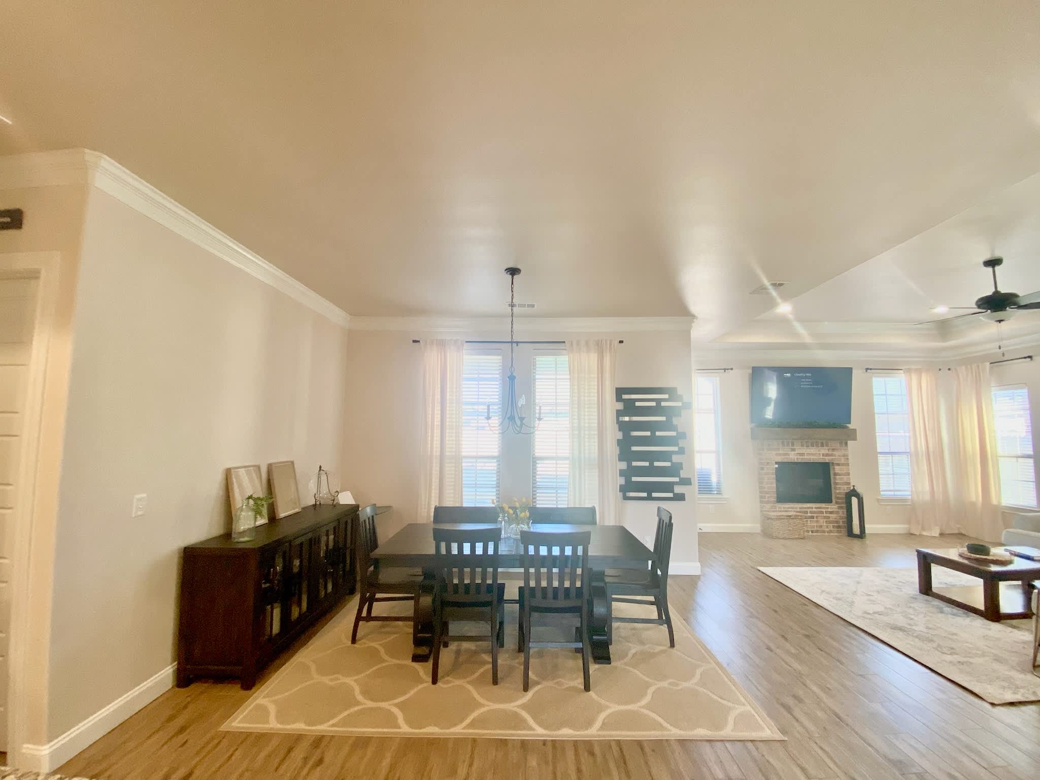 1215 Desert Rose Drive – photo 4