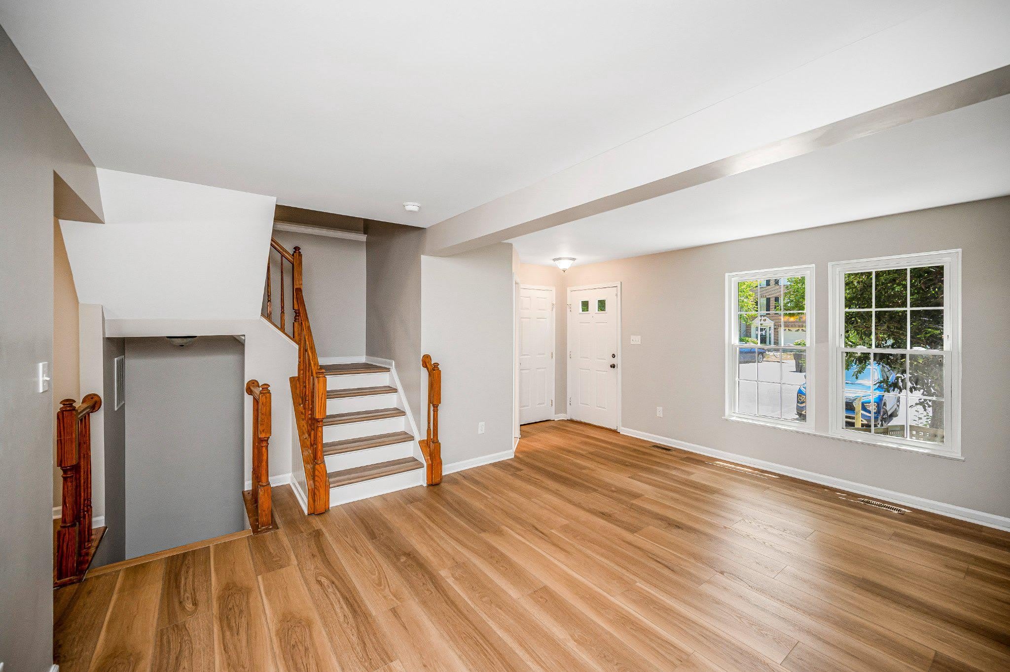 9705 BECKER Court – photo 4
