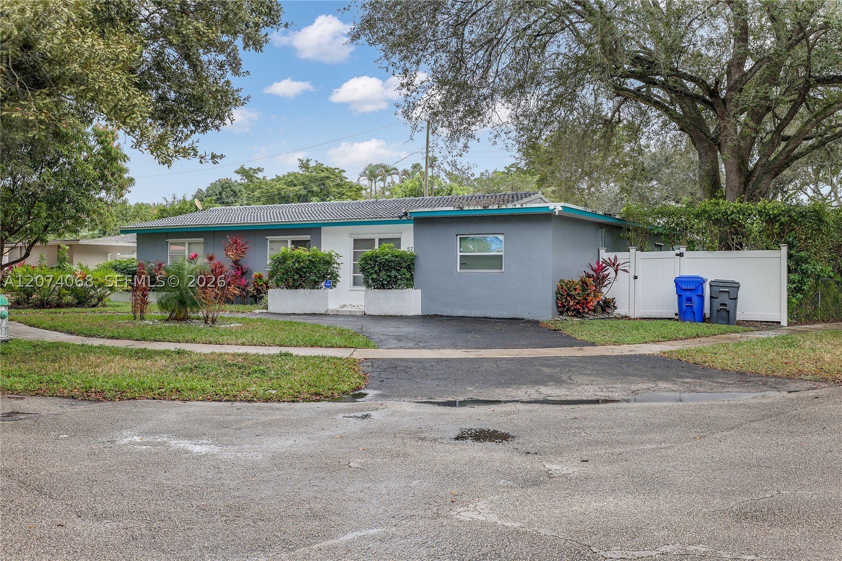 5712 Monroe St – photo 1