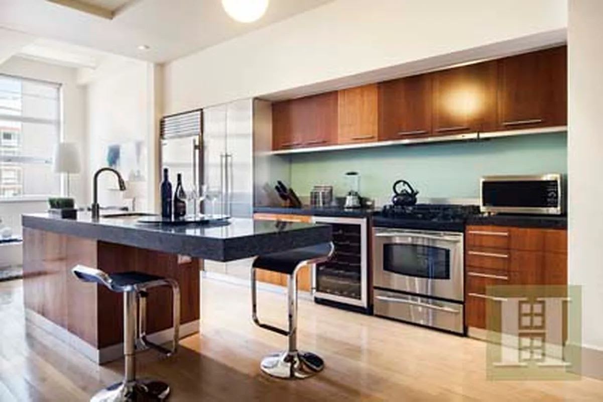55 Berry St # 111 – photo 4