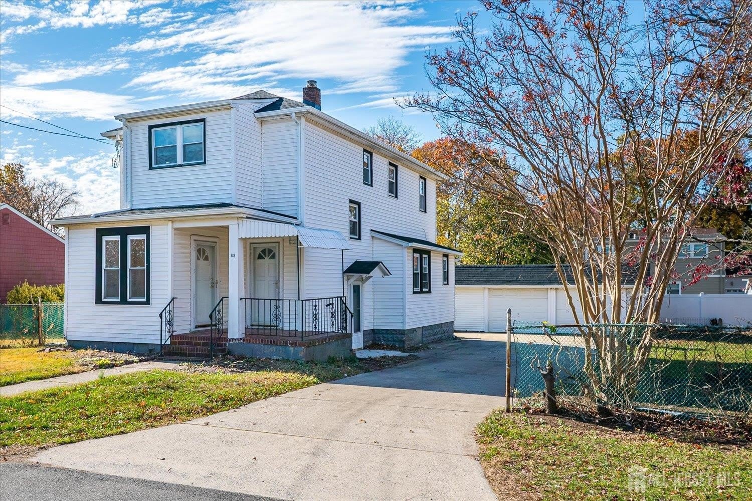 385 Pierson Avenue – photo 3