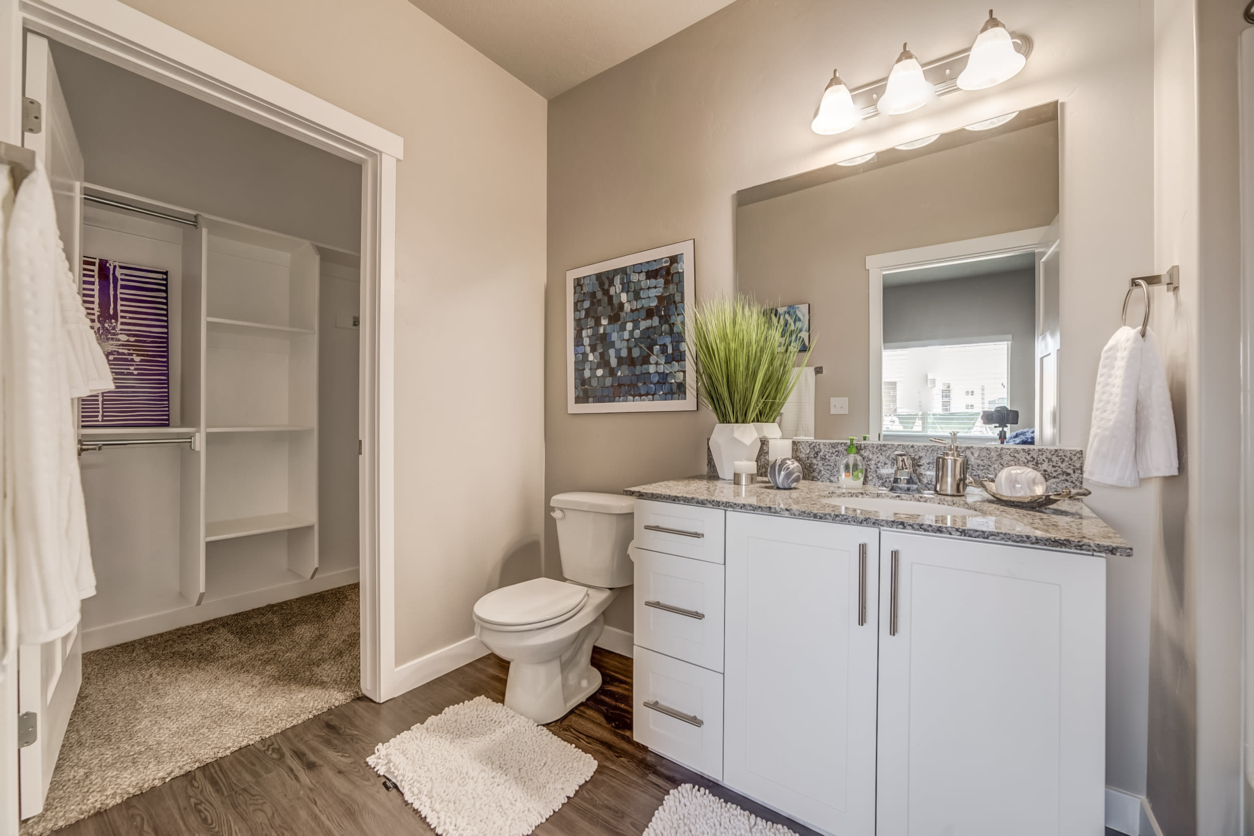 594 E 255 N Unit 201 – photo 5