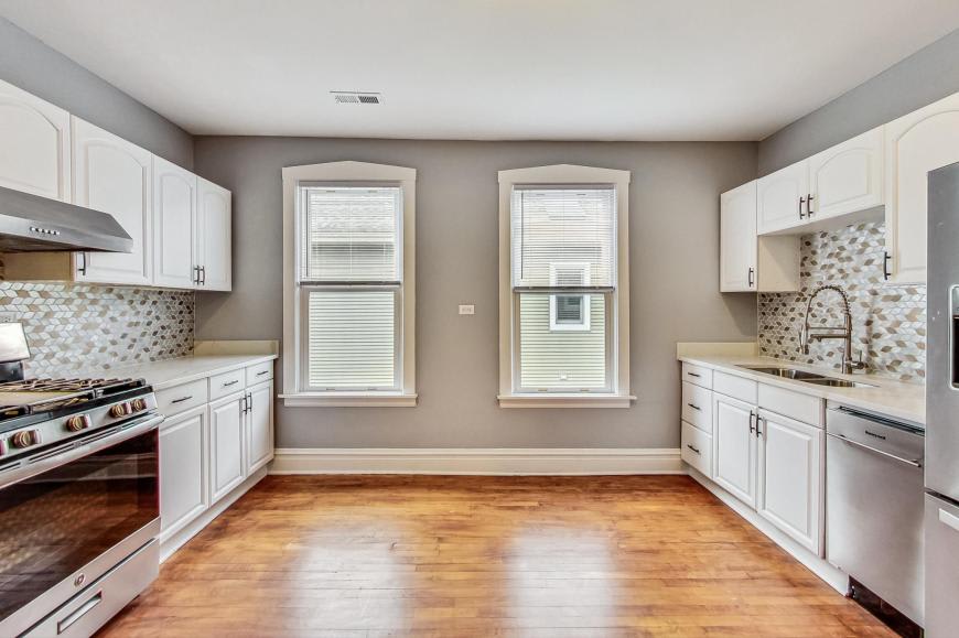 4057 N Whipple – photo 3