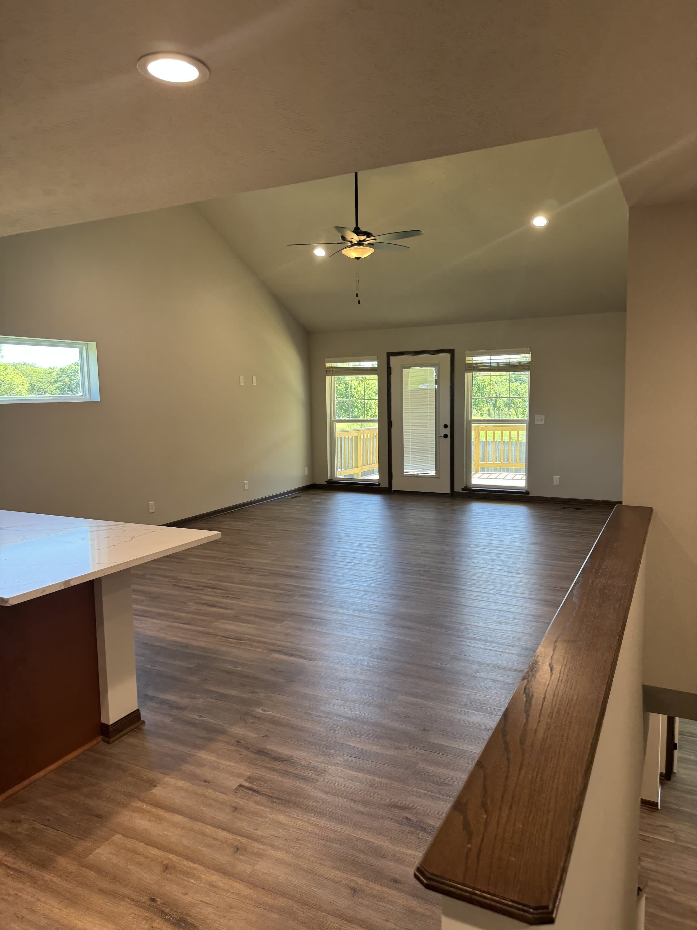 143 West Ida Lane 1 – photo 2