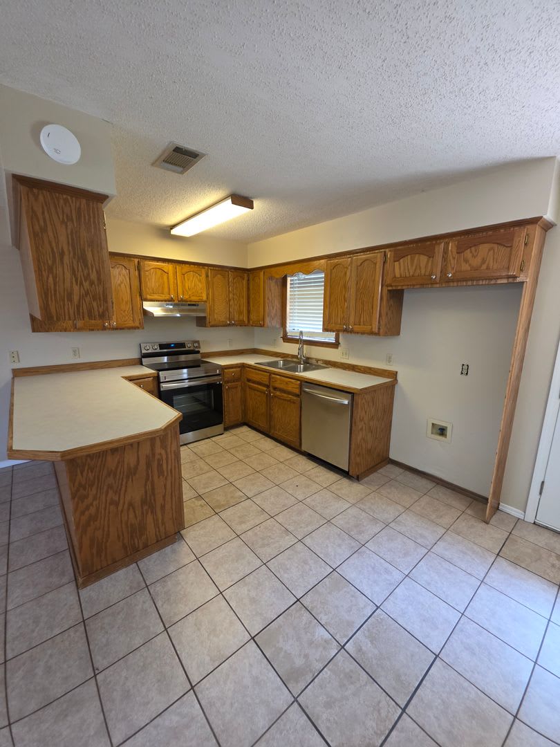 1508 E L St – photo 3