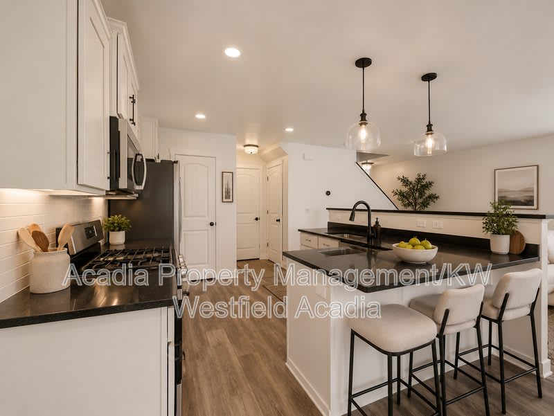 98 E Harmony Ct – photo 2