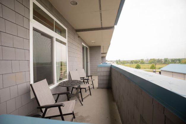 530 Miller Dr – photo 2