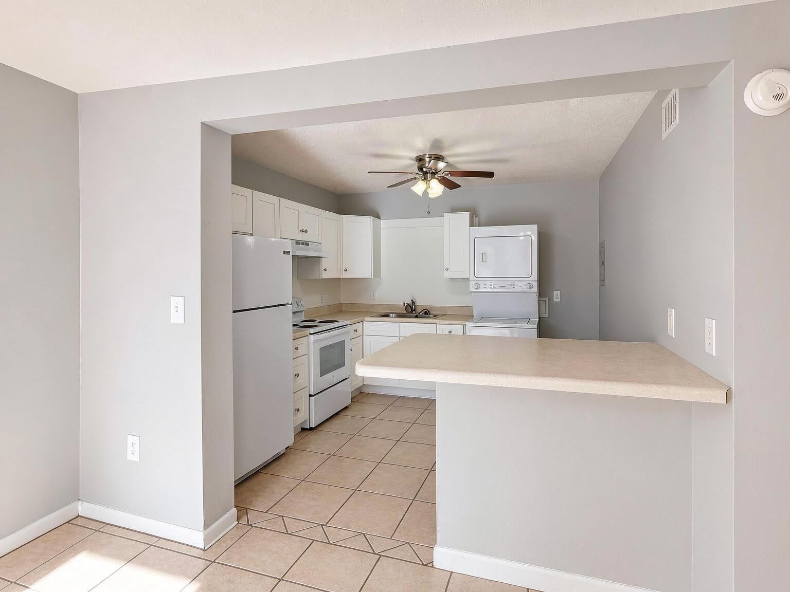 27 Kelly Avenue – photo 5
