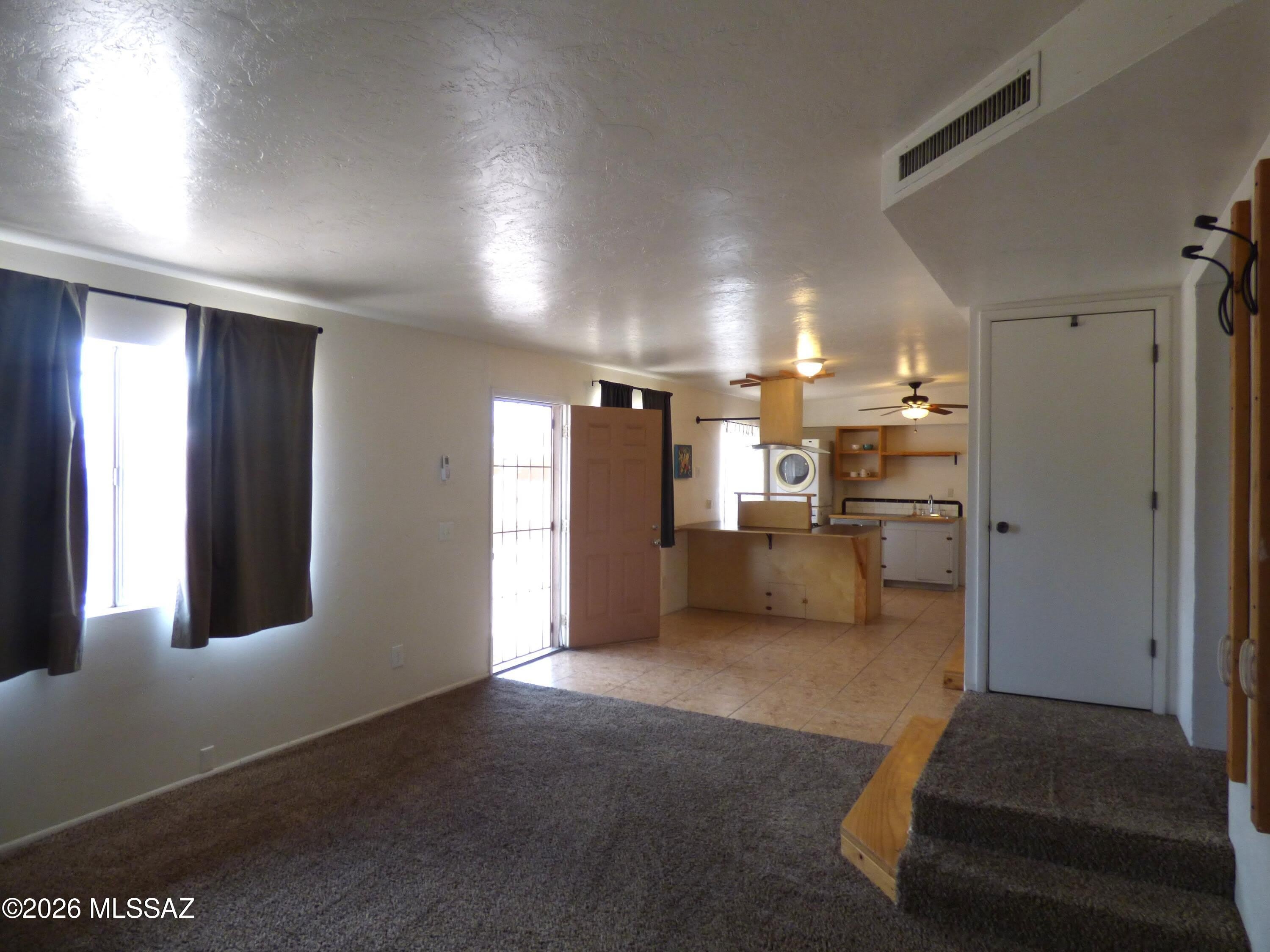 1029 E Irwin Place – photo 4