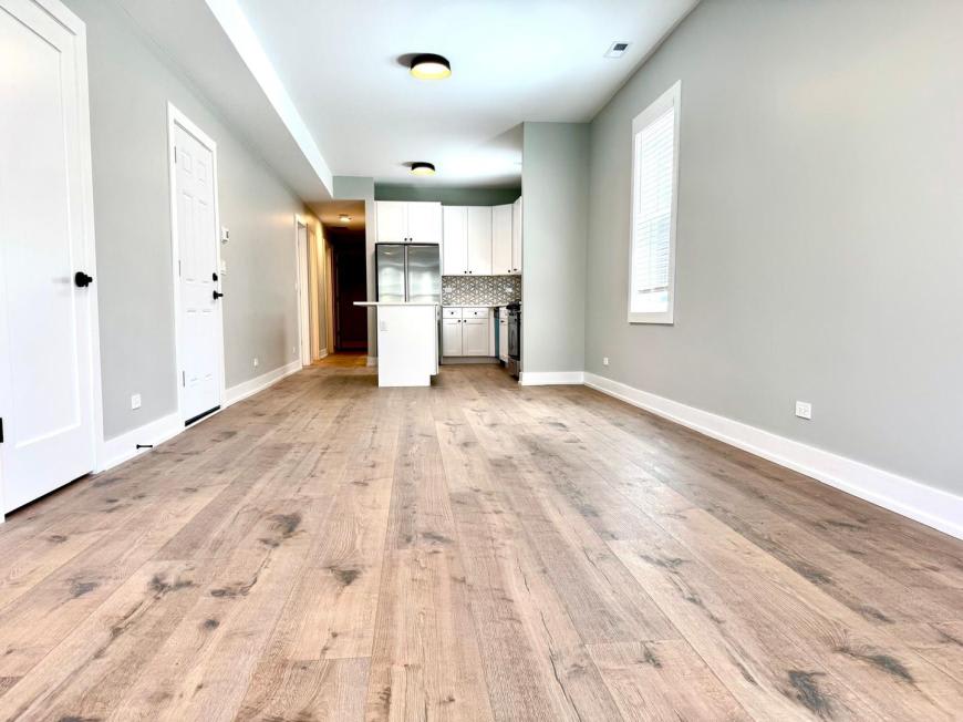 1709 North Maplewood Ave – photo 4