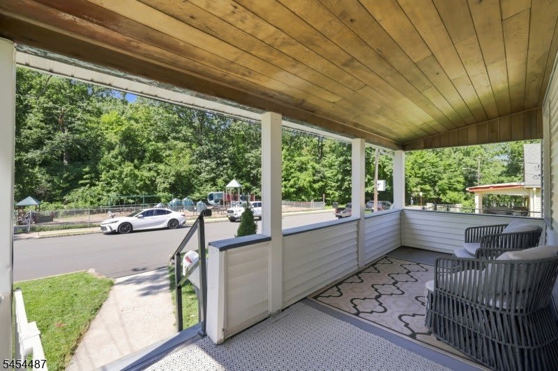14 N Glen Ave – photo 5