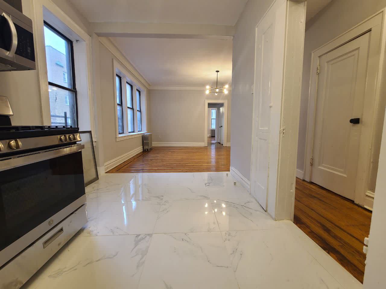 600 Salem Ave – photo 3