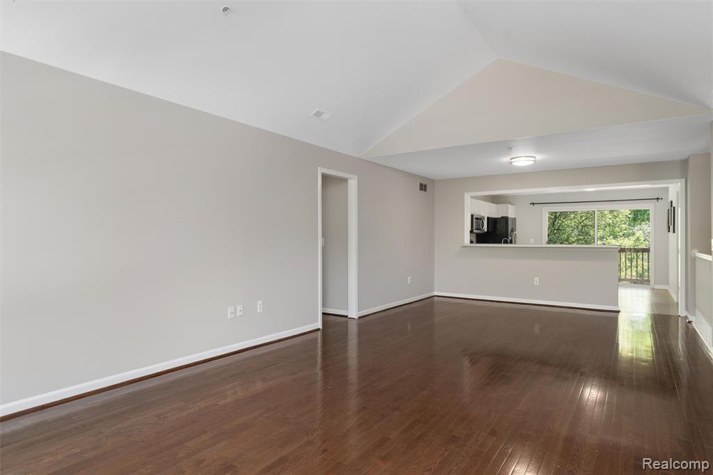 28126 Carlton Way Drive – photo 4