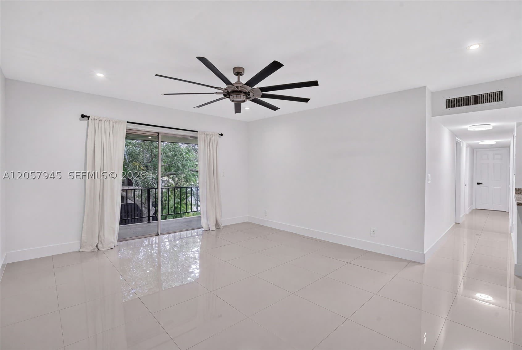 13707 SW 91st Ct – photo 4