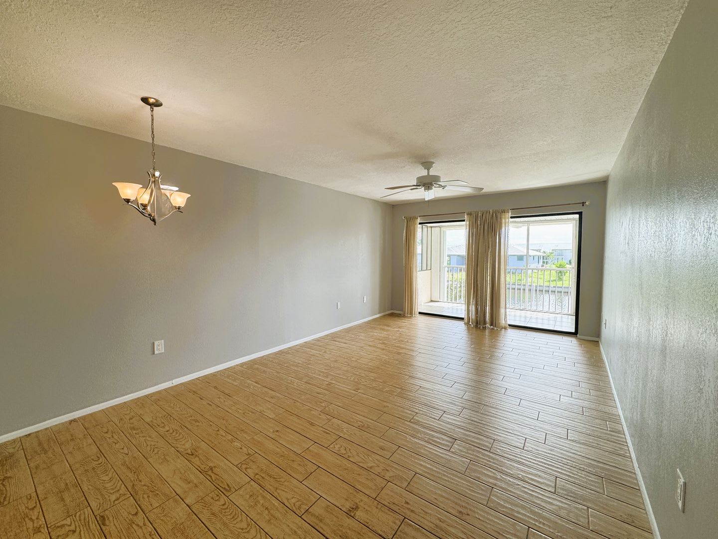 1400 Mineo Dr – photo 3