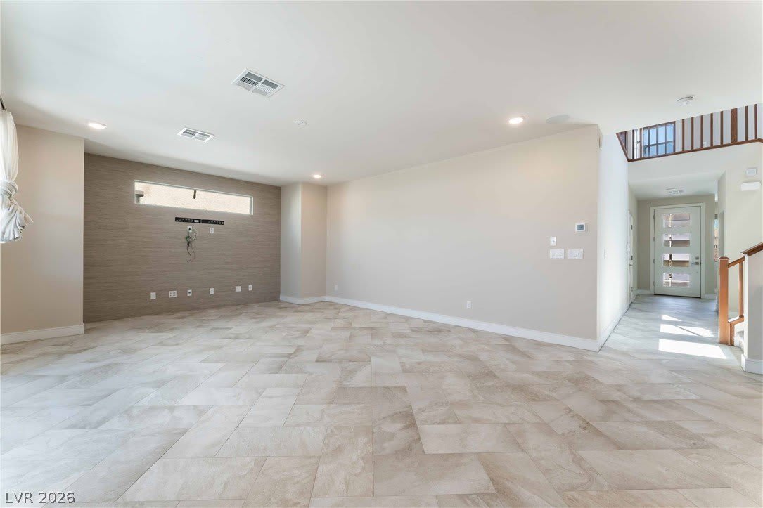 6933 Whisper Canyon Place – photo 4
