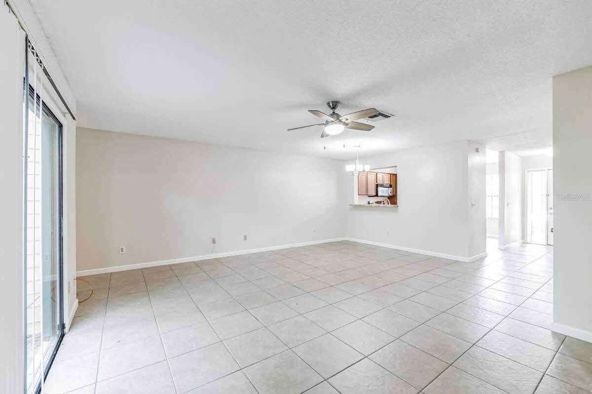 2748 Candlewood Court – photo 3