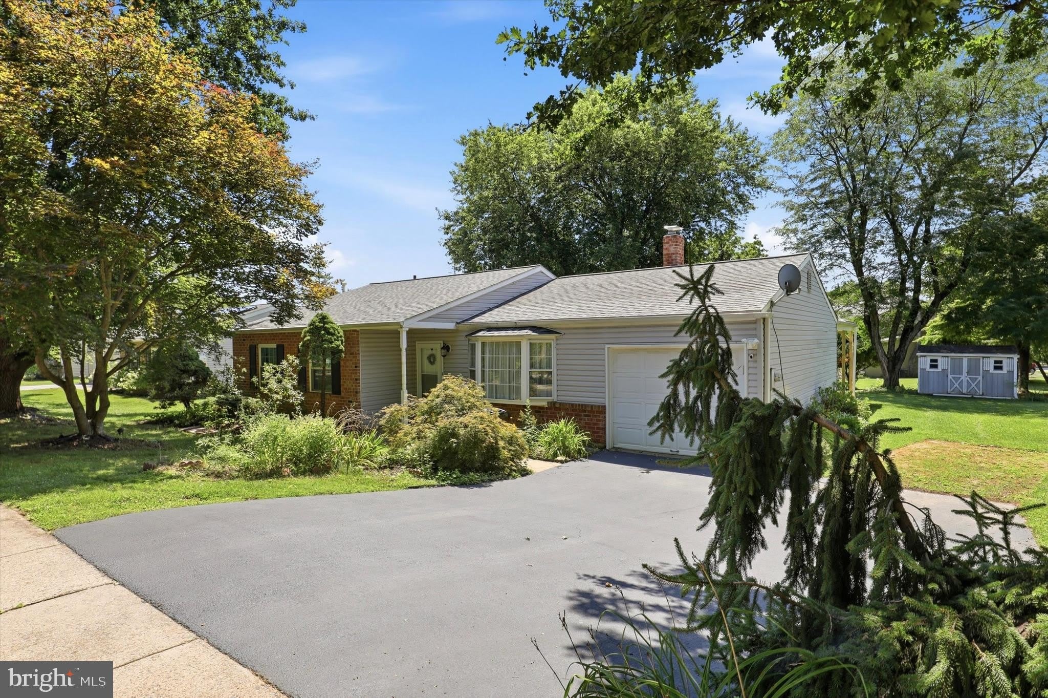 320 FLOURTOWN Road – photo 1