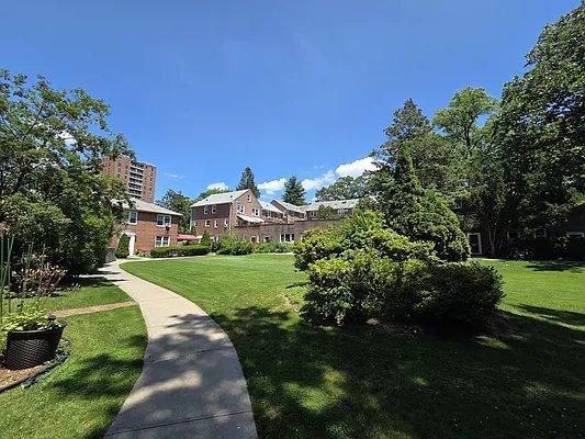 4601 Henry Hudson Parkway – photo 3