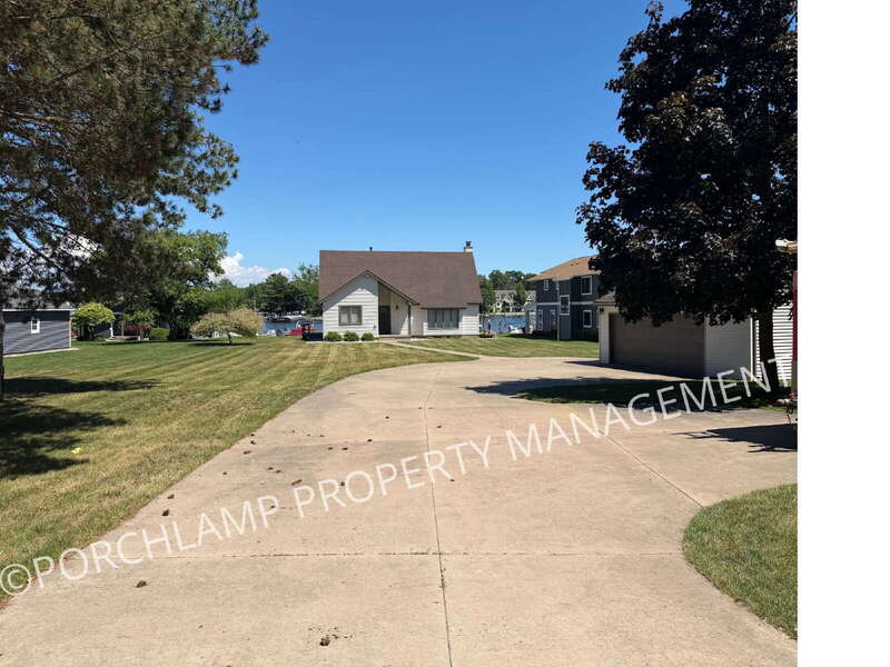 15770 Connelly Avenue – photo 2