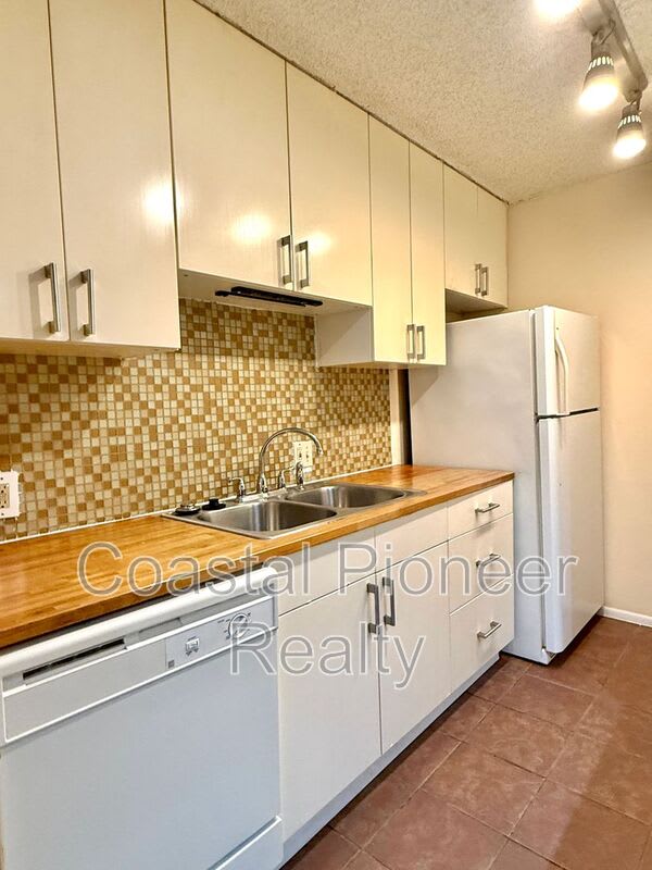 5502 Pokeweed Ct – photo 4