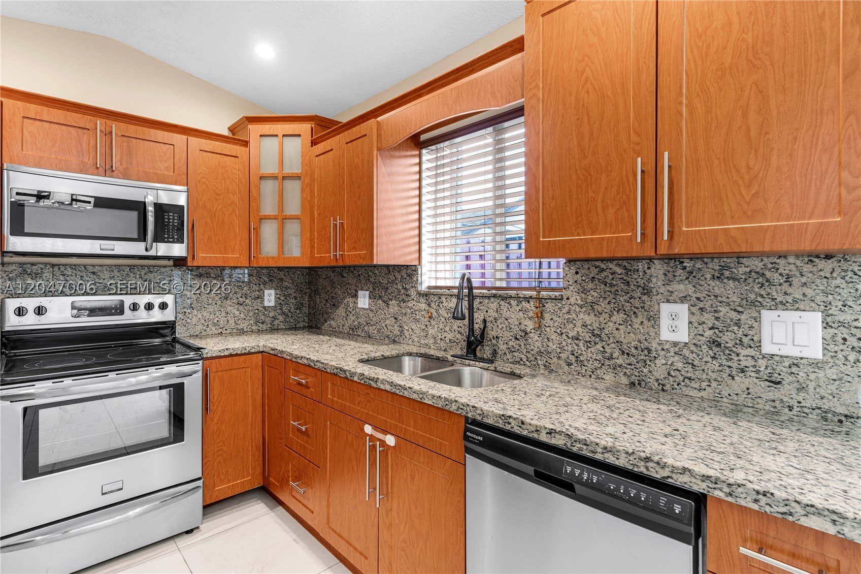 8433 NW 189th St – photo 5