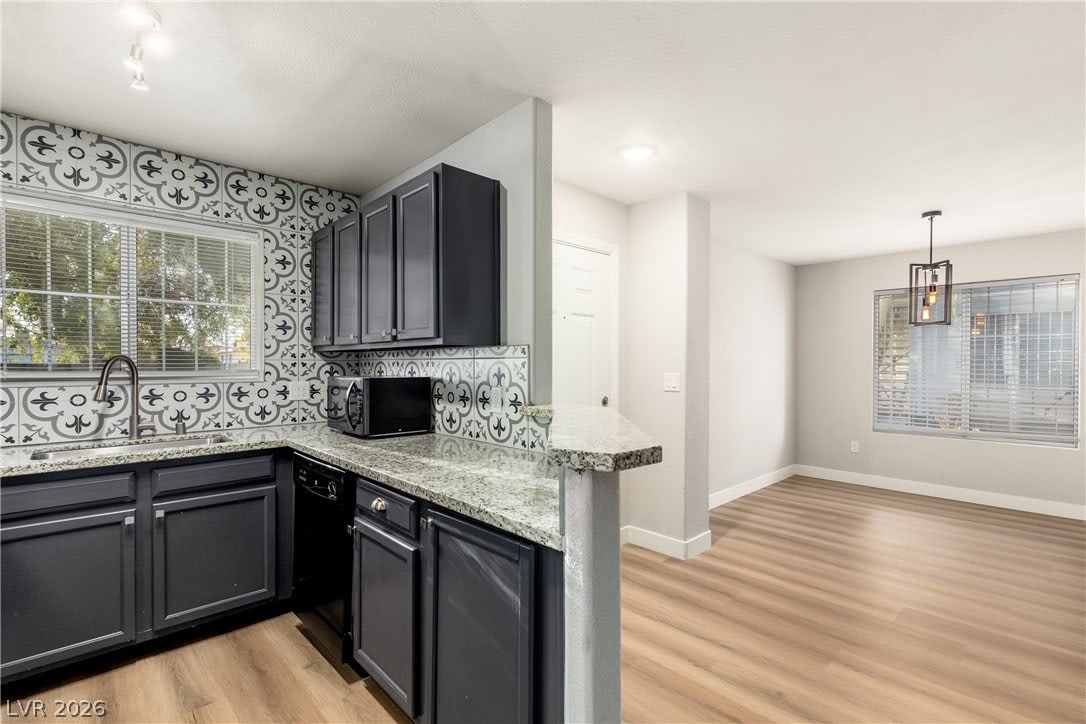 4304 W Lake Mead Boulevard – photo 5