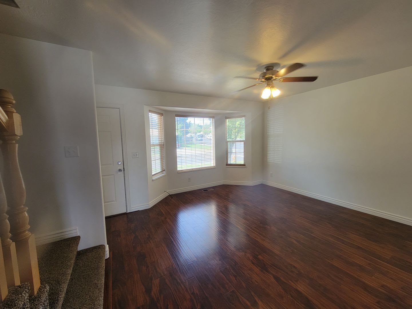Huge Townhome in coveted East Cottonwood Heights! – photo 2