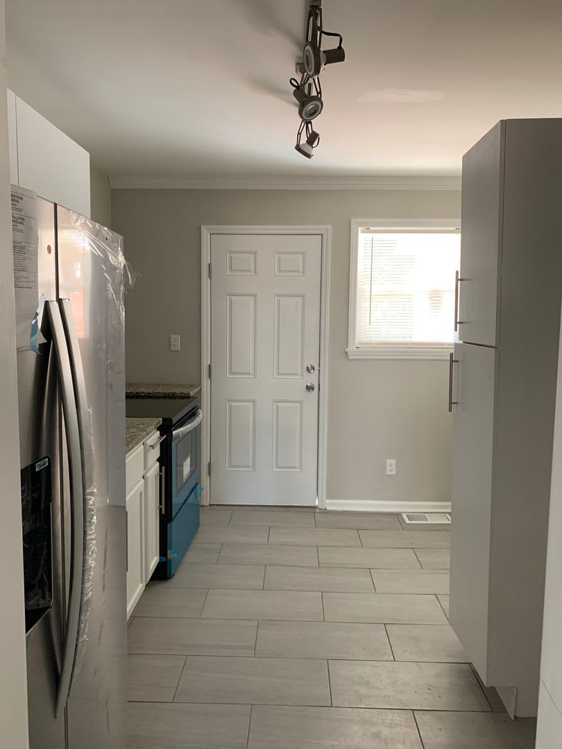 Cute 2 Bedroom Duplex near Freedom Drive – photo 5