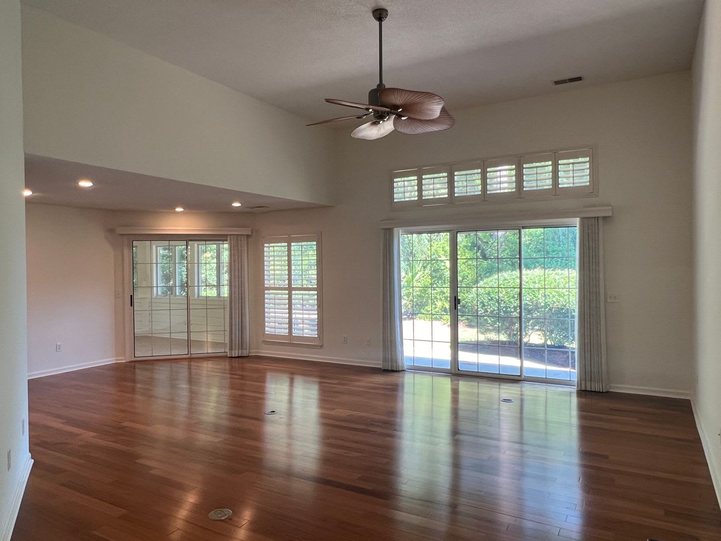 Beautiful One Level Home In Hhp The Rookery – photo 5